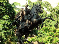 памятник Симону Боливару. Каракас