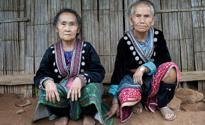 Экскурсия в фольклорную деревню народности Ли и Мяо в Китае