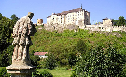 Замок Чешский Штернберк в Чехии