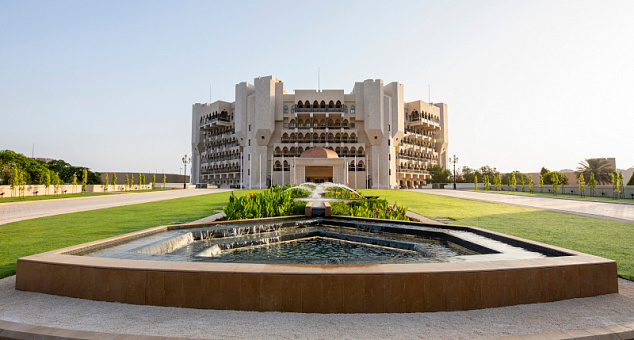 Al Bustan Palace, A Ritz Carlton