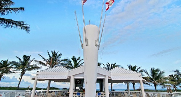 Deauville Beach Resort