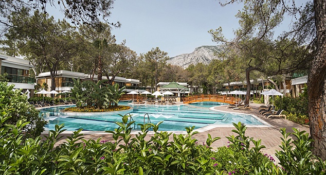 Nirvana Lagoon Villas Suites & SPA