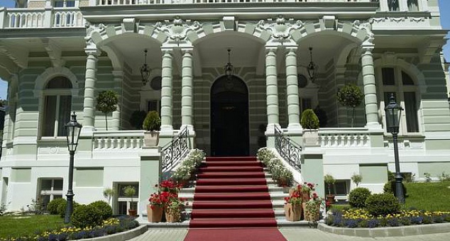 Savoy Westend Hotel Luxury Spa Resort