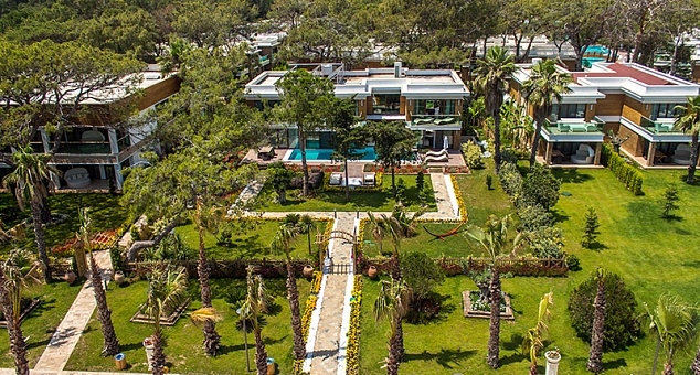 Nirvana Lagoon Villas Suites & SPA
