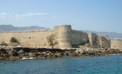 Северный Кипр-Замок Иллариона - Кериния- Аббатство Белапаис