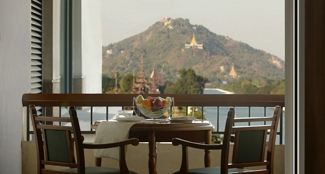 Sedona Hotel Mandalay